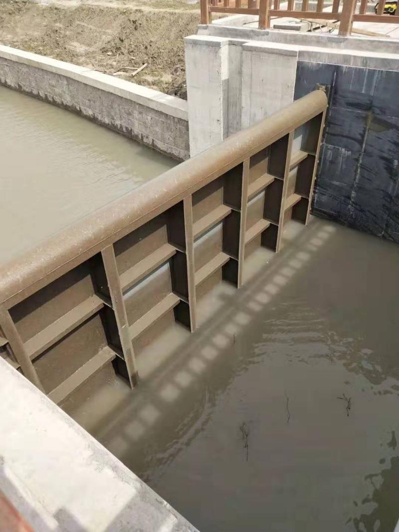 液壓景觀鋼壩閘門(mén)