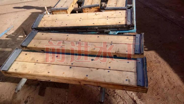 木質(zhì)疊梁門