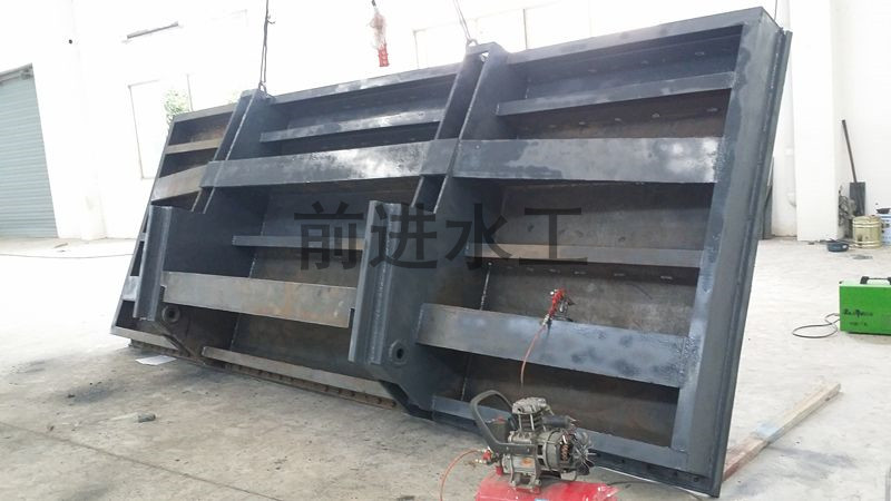 ����ʽ��l�T(m��n)�S��ҕ�lչʾ